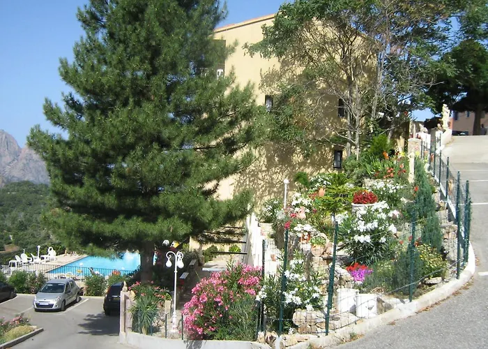 Aïtone 2*