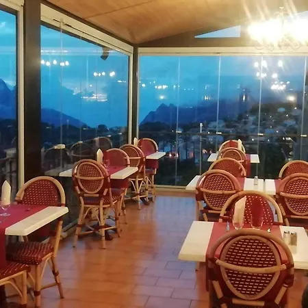 Hotel Aitone 2*