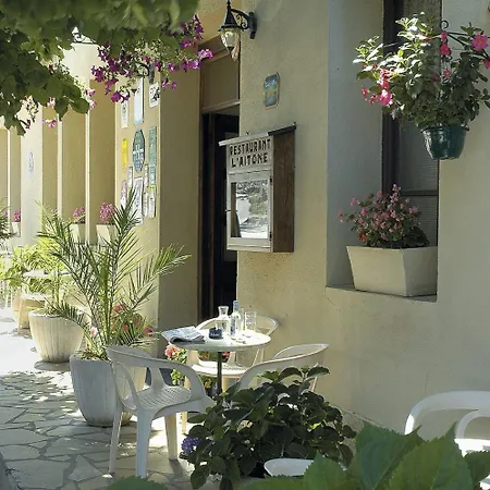 Aïtone Hotel